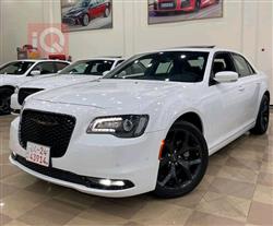 کرایسلەر 300